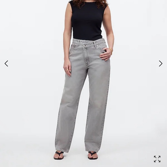 Madewell 90’s Straight Jean with Crossed Waist - Size 31 - Picture 1 of 3